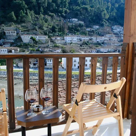 White House Boutique & Restaurant - Since 1999 Hotel Berat